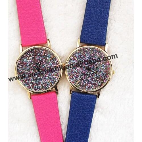 Wholesale High New Fashion Colorful Flashlight Power Woman Wristwatch Hot Sale Woman Leather Dress Watches Hot Casual Wristwatch
