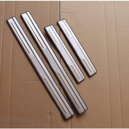 For Volkswagen Tiguan 2012-2015 Stainless Door Sill Protector Door Sill Door Sill Scuff Plate Car Accessories Styling 4pcs / set