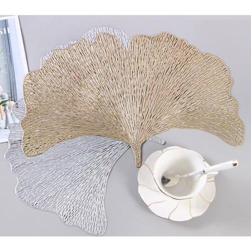 4 PCS Heat Insulation Placemat PVC Bronzing Ginkgo Biloba Tray Mat Wedding Party Holiday Christmas Decoration Mat Table Mat