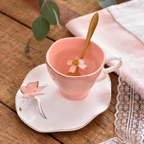 New Exquisite Butterfly Bird Top Bone China 220ml Coffee Cup Saucer Free Spoon Ceramic European Porcelain Tea Mug