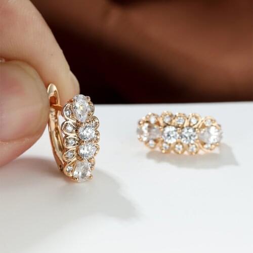 Dainty Exquisite Flower Earrings for Women Full Zircon Crystal Rose Gold Stud Earrings Wedding Engagement Birthday Jewelry Gift
