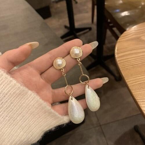 New temperament pearl earring earbobs retro goldens shell Ear nails girls geometric Fashion jewelry gift