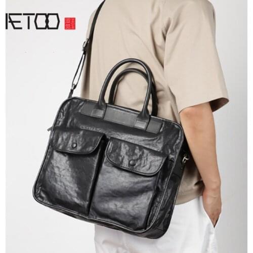 AETOO Genuine leather mens handbags, business casual briefcases, first layer cowhide shoulder bags