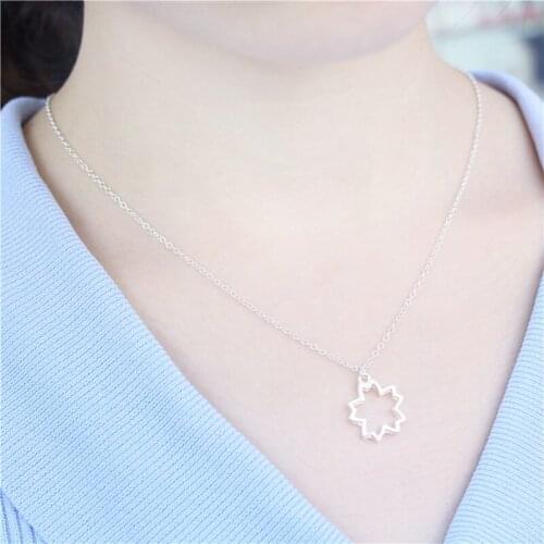 50pcs Europe/US Fashion The Cherry Blossom Pendant Cute Necklace Gift For Mom/Girlfriend Party Jewelry