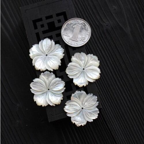 20pcs/lot 28mm Natural 5 Flower cut Mother of Pearl shell for DIY Jewelry Flower Cut MOP Pearl shell Beads for Brooch