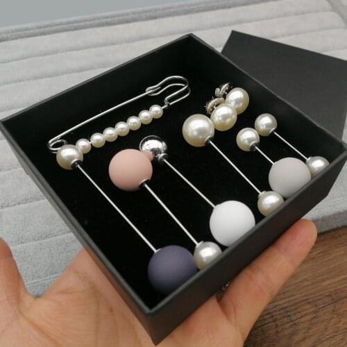 9PCS Simulated Pearl Brooches for Women Accessories Big Beads Safety Piercing Scarf Pins Clips Costume Jewelry In Gift Box