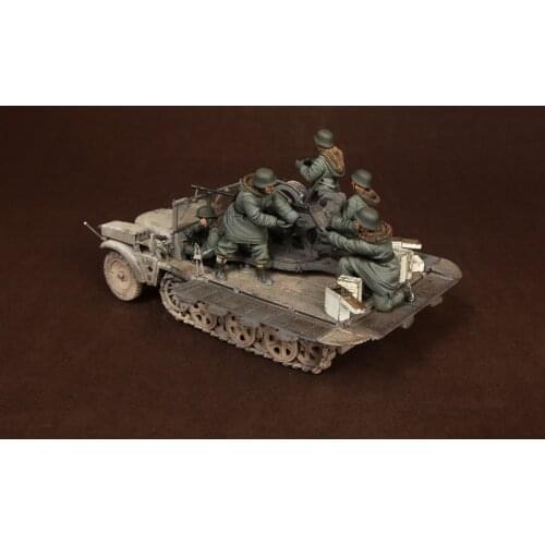 1/35 Resin Model Building Kit Figure Soldiers 5 Figures (no Vehicle)