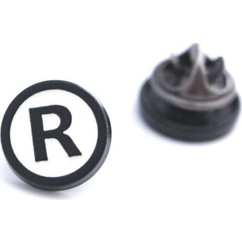 2pcs Alphabet Letter R Metal Lapel Pin Novelty Lapel Brooch Pin for Men Suit Decoration Badge Pin Mens Fashion Accessories