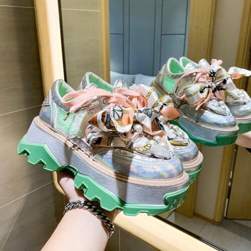 2021 Women Platform Shoes Chunky Sneakers Luxury Fashion Designer Pearl Silk Thick Sole Ladies Shoes Breathable Sneakers Woman