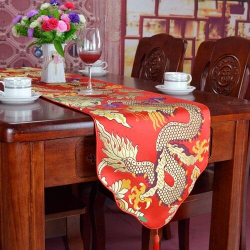 Traditional style high quality table runner wholesale embroider sequin table runner for wedding hotel dinner party