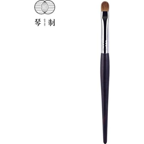 QINZHI Professional Handmade Make Up Brush G052 Medium Eye Shadow Brush Soft Resilient Weasel Hair Makeup Brushes