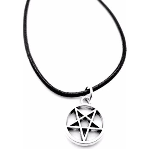 Tiny Pagan Wicca Inverted Star Pentagram Necklace Circle Round with Star Necklace David Star Leather Rope Necklaces