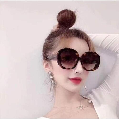 2021 New Brand Sunglasses Women Luxury Designer Fashion Black Eye Oversized Sunglasses Female Gradient Sun Glasses Oculos