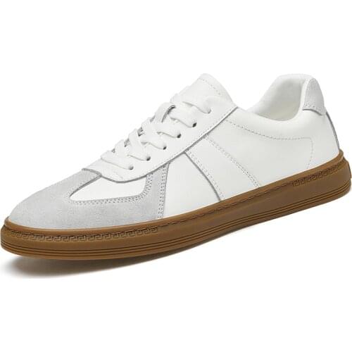 Men Casual Shoes Light Comfort Flats Shoes 2021 New Fashion Classic White Shoes Women Outdoor Sneakers British Style Handmade