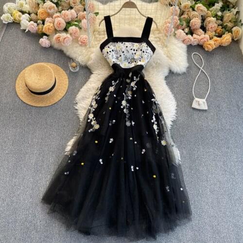 Womens Spring Summer Runway Fashion Flower Embroidery Black Color Slip Mesh Dress Female Travel Chic Beach Party Dress TB1843