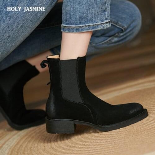 2021 New Hot Sale Real Cow Leather Suede Ankle Boots Women Round Toe Kitten Heels Short Boots Winter Cowboy Knight Boots Woman