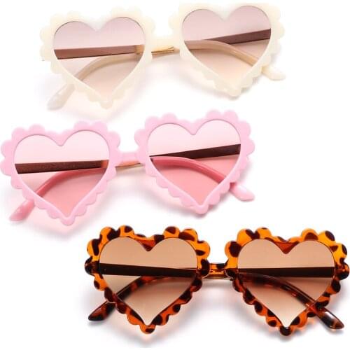 Heart-shaped Kid Sun Glasses UV 400 Protection Toddler Sunglasses Outdoor Beach Eyewear for 2-8 Years Old Children Party Glasses