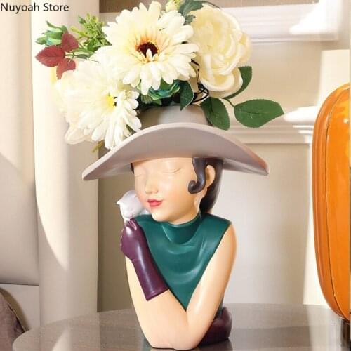 Nordic Bouquets Cute Little Girls Vase Ornaments Modern Dried Flower Flower Arrangement Accessories/home Decoration Accessories