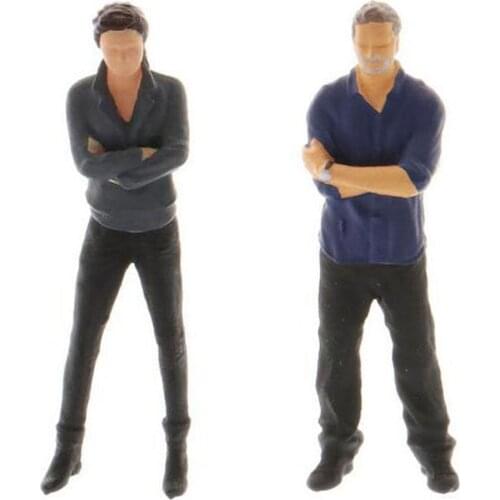 2Pcs Realistic 1:64 Racing Car Scenes Figures Diorama Scenery Decor Playset