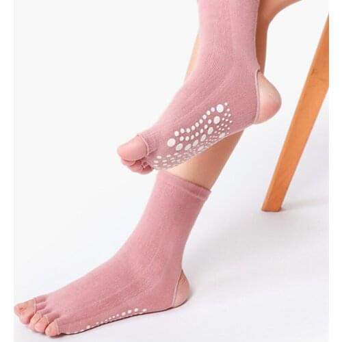 Women Yoga Socks Five Toe Cotton Knee-High Socks Fitness Sportwear Silicone Anti Slip Good Grip Workout For Pilates Barre Socks