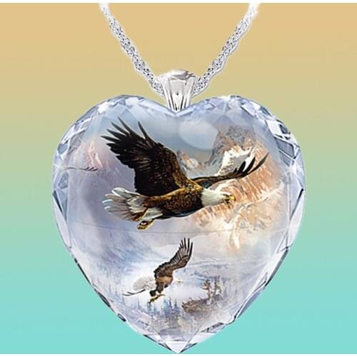 Heart Shaped Crystal Glass Snow Mountain Flying Eagle Pendant Necklace Womens Necklace Animal Bird Accessories Party Girl Gift