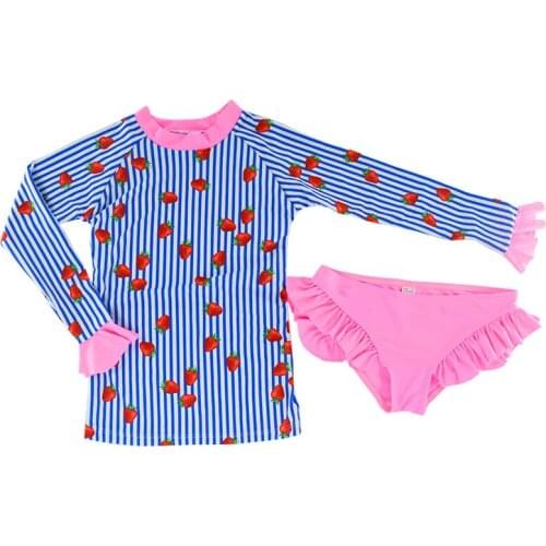 2018 Korean Children Cute Two Pieces Swimsuit Cartoon Strawberry Girls Long Sleeve Rash Guard Baby Swimwear Kid Bathing Suit