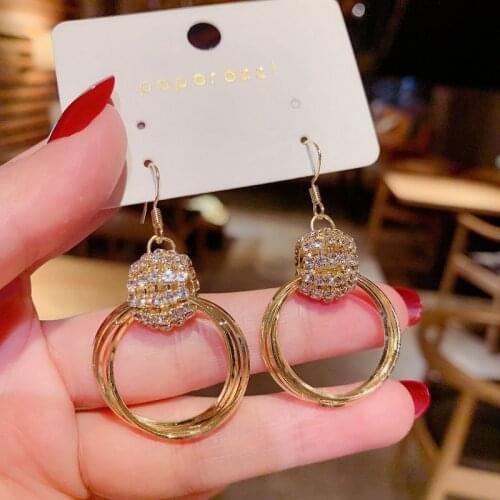 Womens Geometric Drop Earrings 2021 New Round Pendant Earrings Party Jewelry Gift Golden Fashion Trend Fashion Stud Earrings