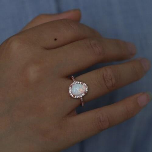 Uneven shaped Gem white fire opal big stone Rose gold color women fashion rings gorgeous daily Modern engagement rings