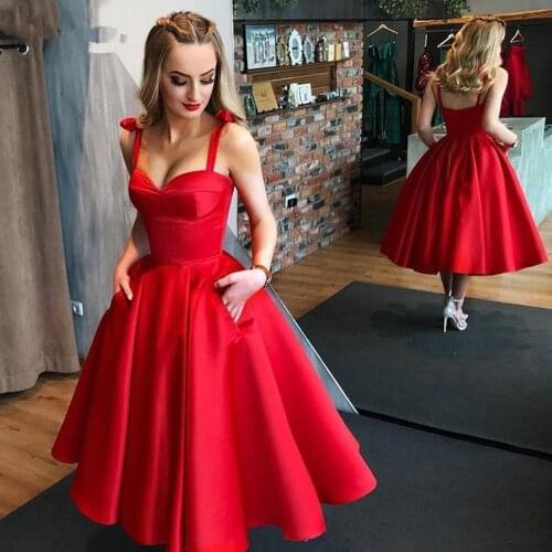 Red Short Evening Dresses 2021 Formal Satin Prom Party Gowns Sweetheart Spaghetti Strap Open Back A-line Beach Princess Dress