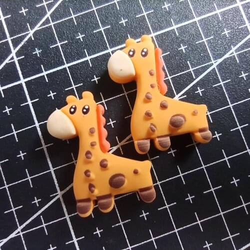 1pcs/lot resin flat back giraffe 24mm Scrapbook Embellishment DIY Phone Decoration
