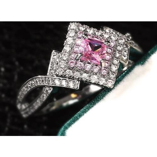 Huitan Temperament Sweet Women Finger-rings with Pink Cubic Zirconia Shiny Wedding Anniversary Ring Good Quality Promise Jewelry