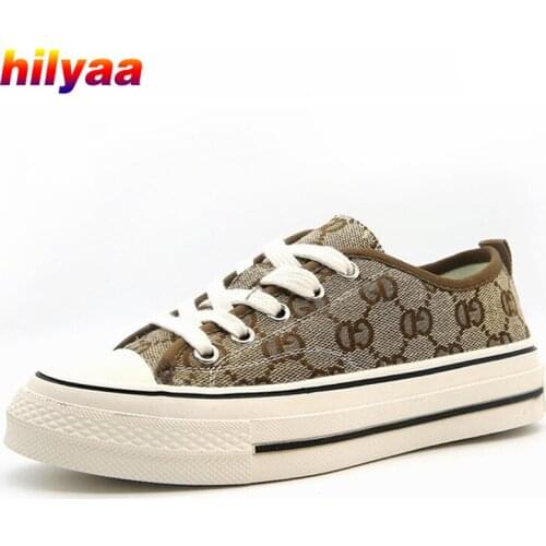 Hilyaa Women's Sneakers
