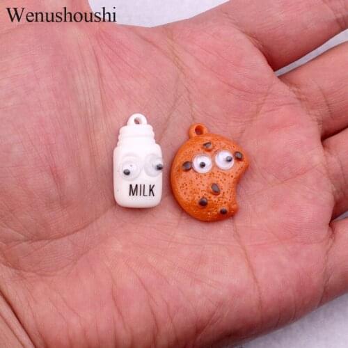 Wenushoushi Charm Pendants