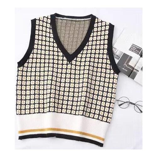 Women Sleeveless Pullover 2020 Winter Korean Style Vintage Geometric Plaid V Neck Soft Wool Sweater Vest Knitted Waistcoat T516