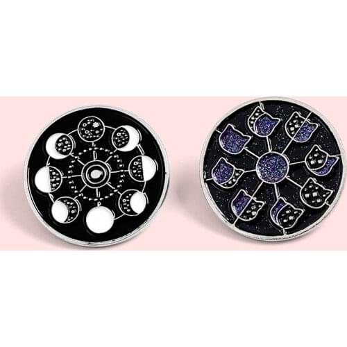 Astronomical Moon Phase Brooch Black Punk Bag Shirt Enamel Pins Broches for Men Women Badge Pines Brooches Jewelry Accessories