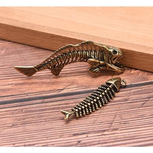 Vintage Brass Fish Bone Car Key Chain Pendant DIY Keychain Accessories Jewelry Keyring Hanging Trinkets Gifts Fashion Men Women