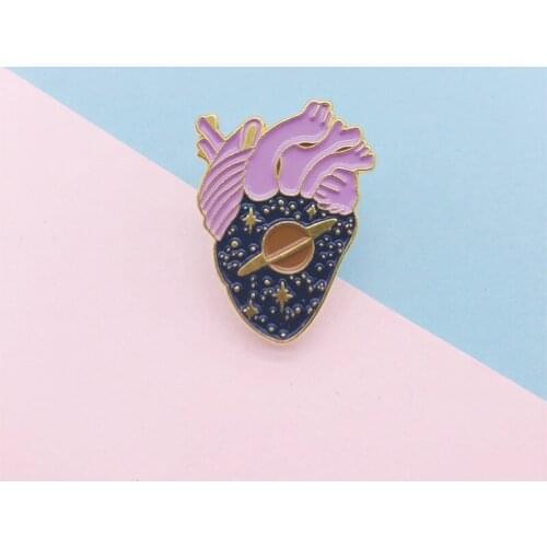 Creative Skeleton Organs Heart Cosmos Starry Planet Stars Enamel Brooch Gold Alloy Badge Denim Clothes Bag Pin Cartoon Jewelry