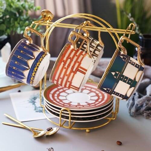 British Coffee Cup Saucer Spoon Set 180Ml Nordic Tea Cup Golden Porcelain Tea Advanced Ceramic Teacup Cafe Espresso Cups Gift