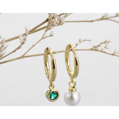 Simple Style Small Hoop Earrings Tiny Pearls Green Zirconia Asymmetric Thin Huggies Elegant Earring Piercing Jewelry For Women