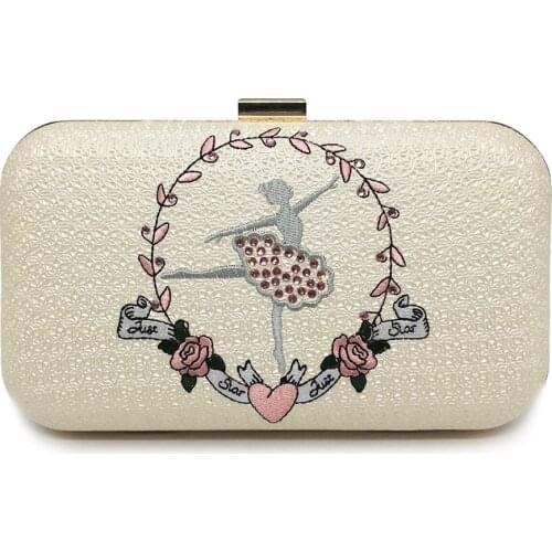 Luxury Women Handbag Clutch Elegant Crystal Women Evening Bag Flower Embroidery Wedding Bag Purse Ladies Party Bag With Chain