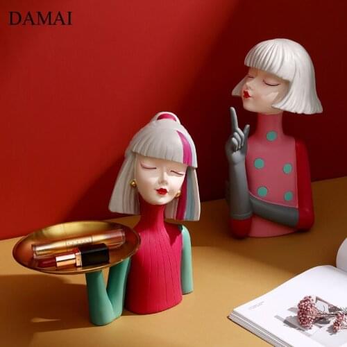 Creativity Girl Art Figurine Character Resins Figures Statue Desk Decor Ornament Living Room Desktop Decorations Home Decoration