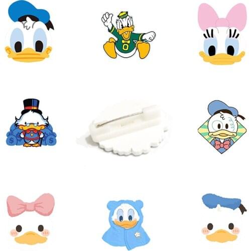 Disney Cute Animation Styles Donald Duck Badges Enamel Fashion Acrylic Brooches Womens Fashion Childrens Brooches Jewelry