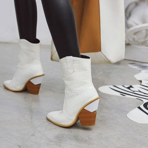 European and American style new short boots, pointed Martin boots, thick heel sleeve womens boots, autumn and winter new high h