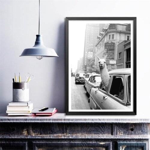 Alpaca In The Taxi Retro Camel New York Home Decoration Fresco Camel Frameless Painting Wall Art Canvas Home Decoration Pictures