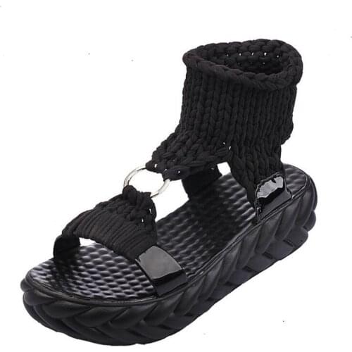 2021 New Thick-Soled Trifle Female Sandals Korean Open-Toed Roman Shoes Soft-Soled Comfortable Wool Round Buckle Shoes Wholesale