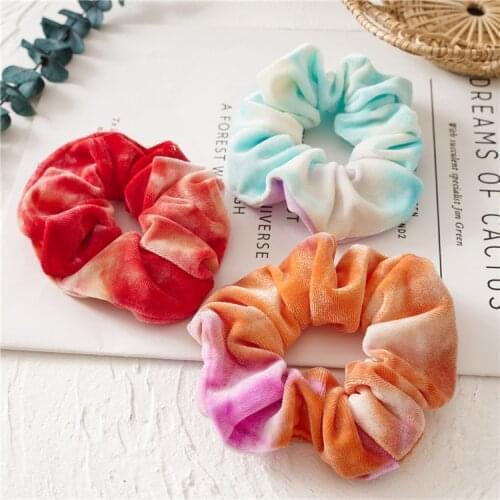 New Japanese and Korean version of autumn and winter color tie dyed flannelette large intestine circle