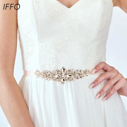 Bridal gown belt, wedding gown Sash, luxury diamond belt, Bride 's Sash, Ivory Blush wedding belts & sashes, Rhinestone Belt