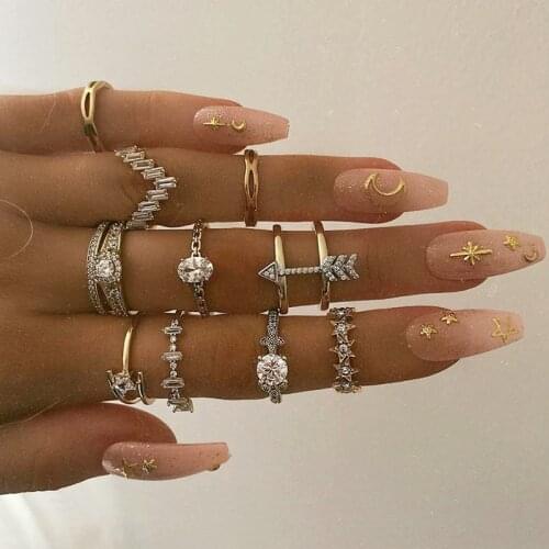 10 Pcs/Set Exquisite Women Rings Set Arrow Star V Shaped Oval Geometric Crystal Knuckle Gold Ring Birthday Gift Jewelry