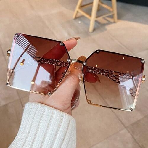 New Unique Hollow Chain Frame Square Sunglasses For Women Vintage Alloy Oversized Rivet Sun Glasses Female Gradient Shades Brown