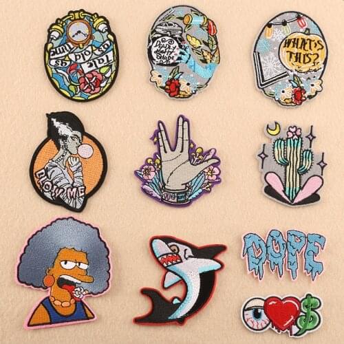 High Quality Fashion Embroidery Cloth Stickers DIY Charm Clothing Decoration Accessories Badge Patch Stickers